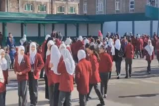 kashmir-schools-open-after-long-winter-break