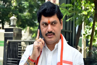 Fadnavis Asks Dhananjay Munder To Resign As Minister Over His Link To Beed Sarpanch Murder Accused