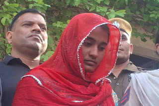 Young  Girl Arrested In Murder