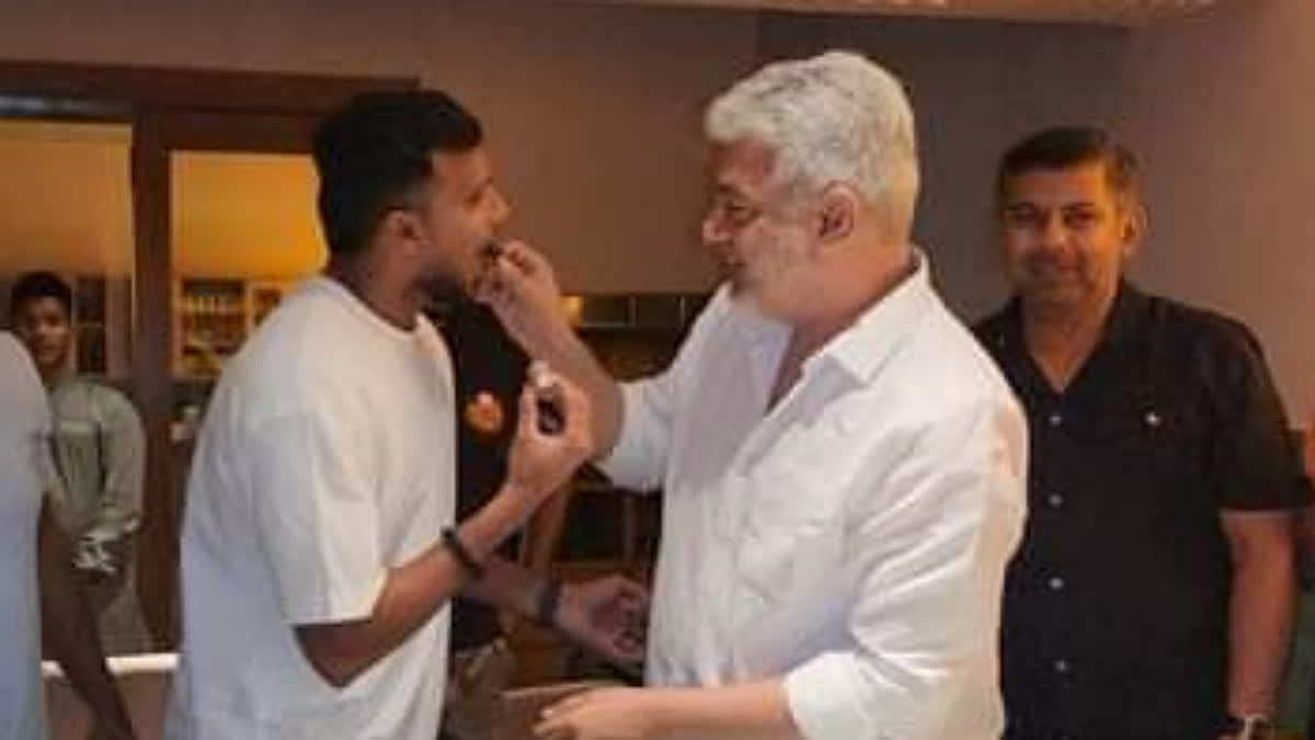South superstar Ajith was seen wishing Indian cricketer Thangarasu Natarajan on his birthday. The pictures of the actor posing with the cricketers created a substantial buzz on social media, sending fans into a frenzy. Ajith appears to have met the batsman in Hyderabad.