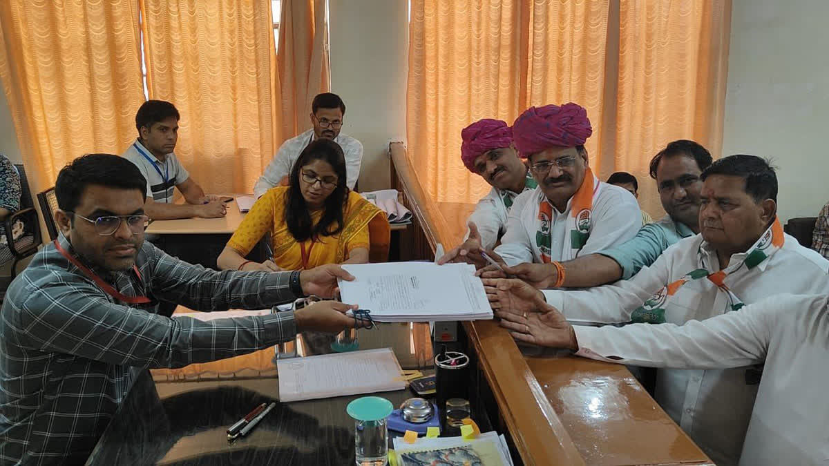 Damodar Gurjar of Congress and Mahima Kumari of BJP filed nomination in Rajsamand.