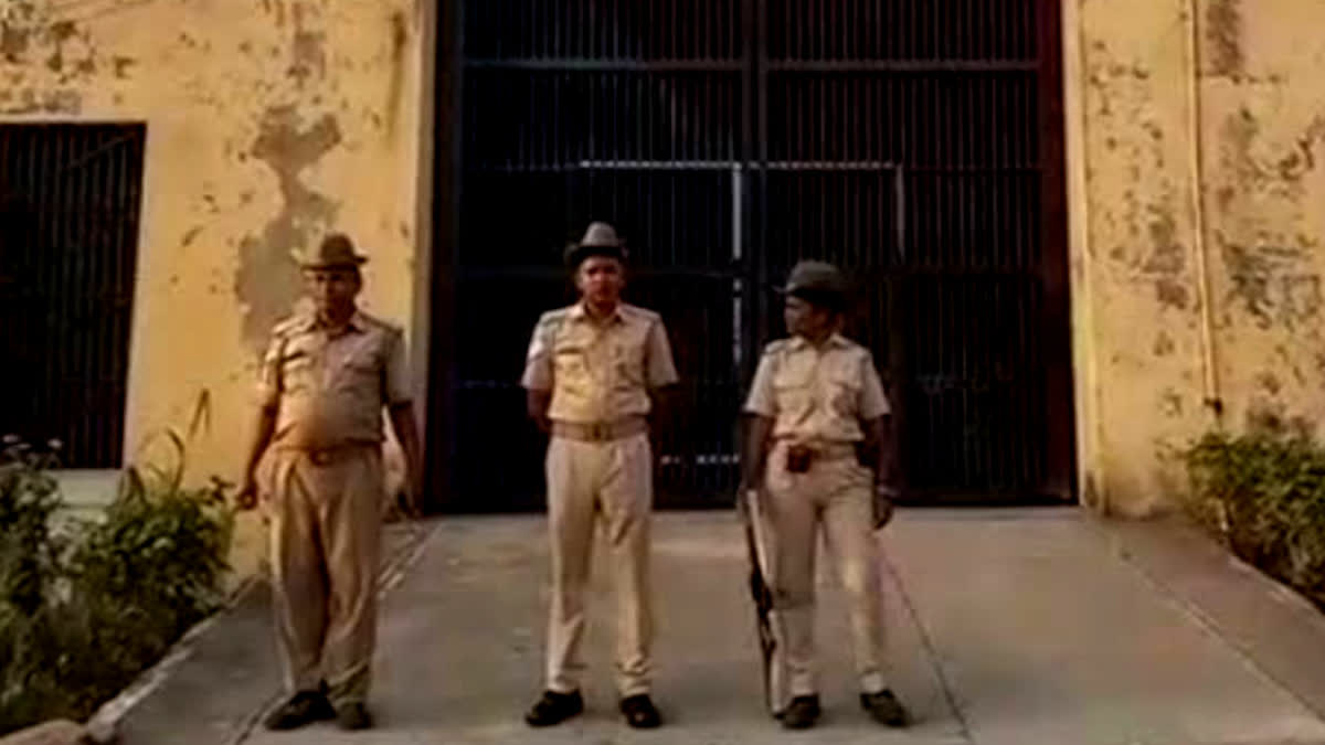 fight between prisoners in Jhalawar