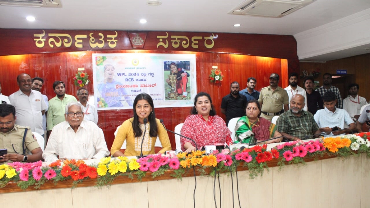Shreyanka Patil honored by Kalaburgi District Administration