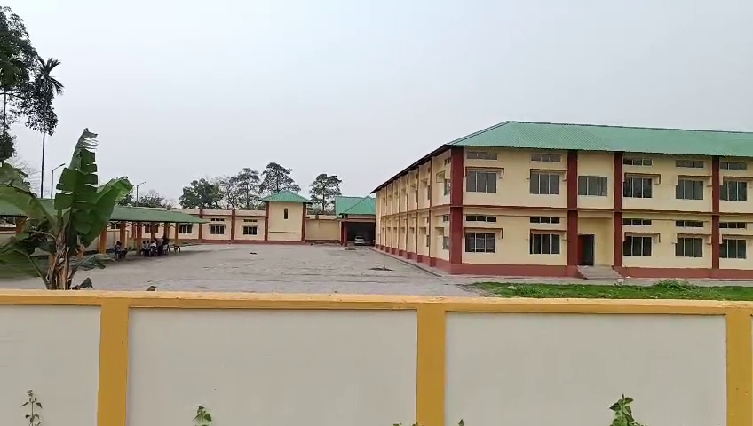 luxurious college buildings
