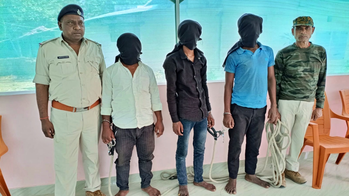 गया पुलिस ने तीन नक्सली को किया गिरफ्तार