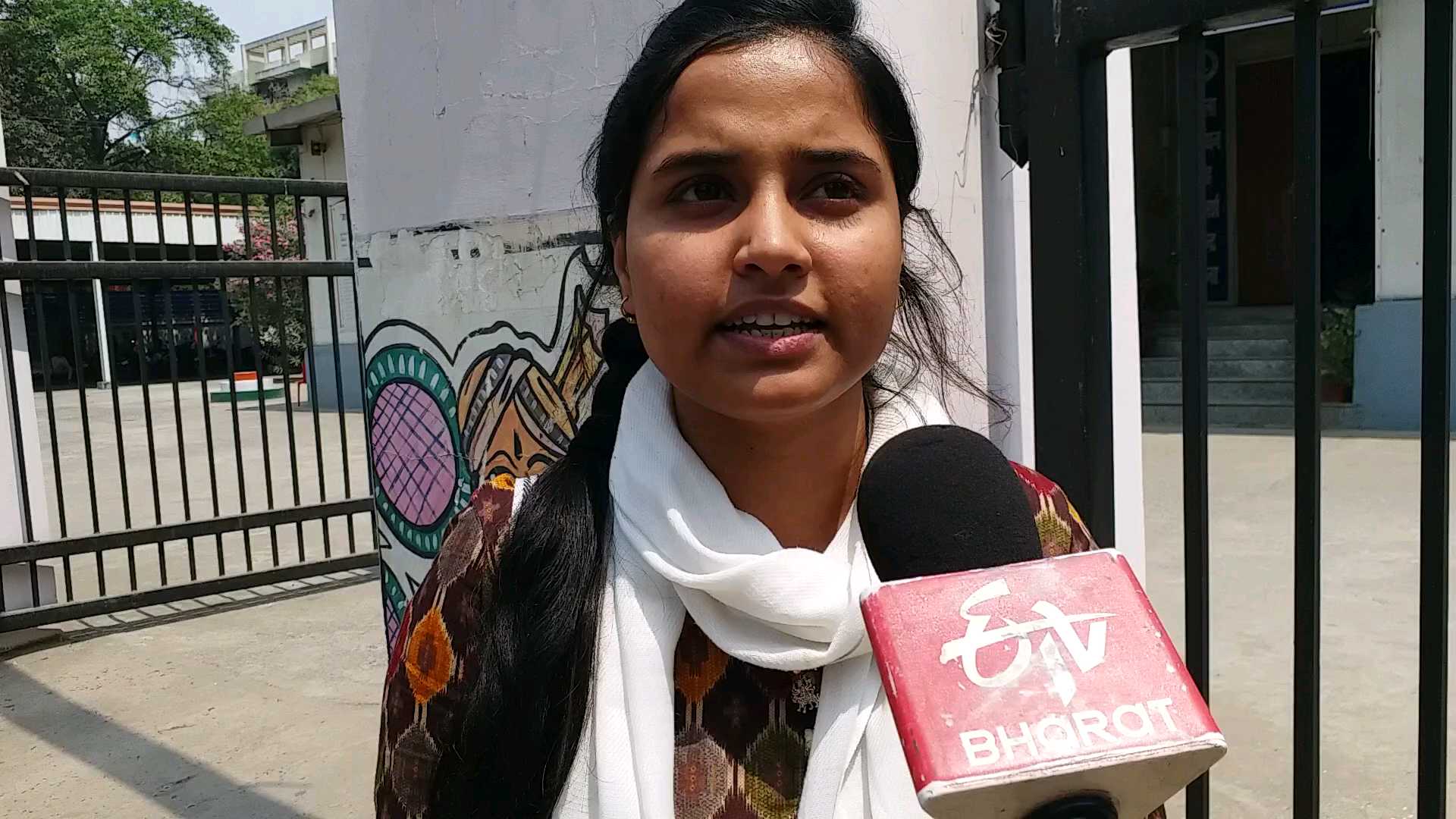 बाढ़ की हर्षिता कुमारी