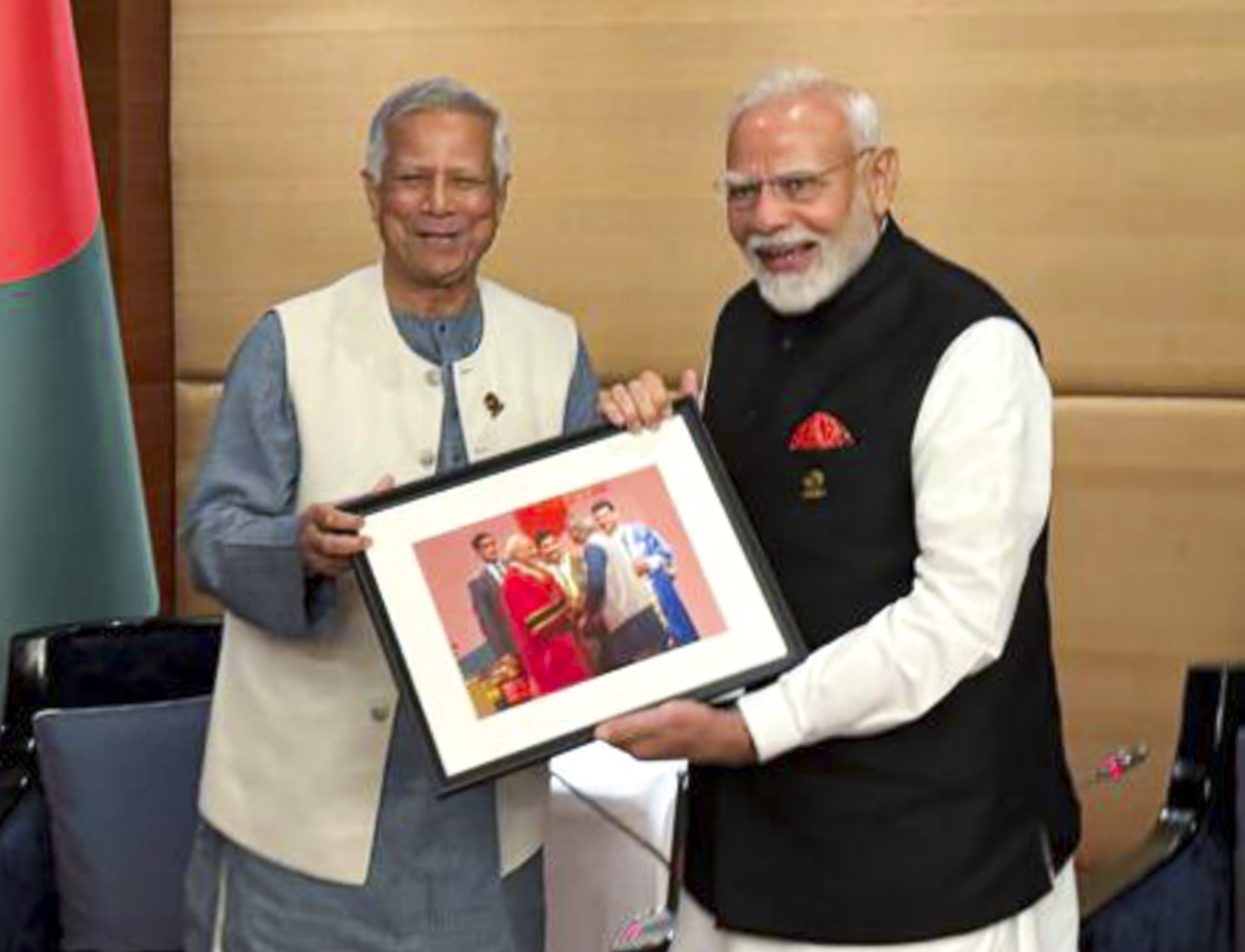 PM Narendra Modi with Bangladesh Chief Adviser Muhammad Yunus on BIMSTEC Summit