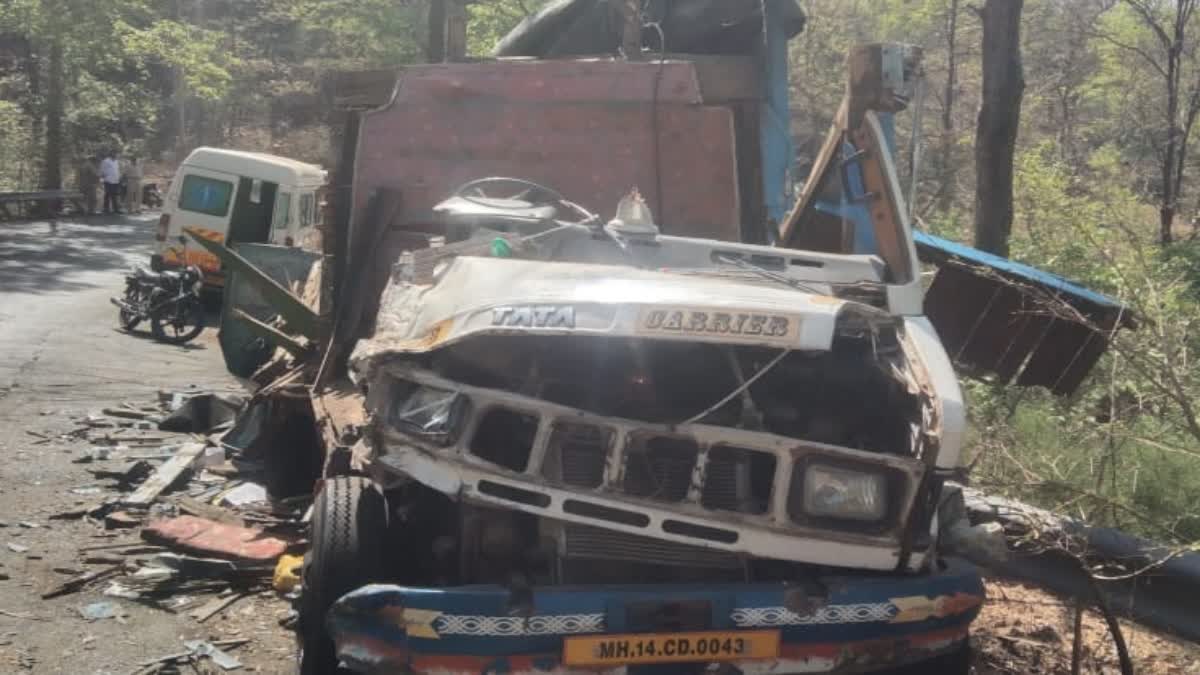 tempo and milk tanker accident near malshej ghat three killed two injured