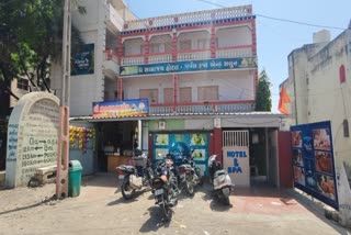 માંડવી ગામના સ્પામાં કામ કરતી બાંગ્લાદેશી મહિલા ઝડપાઈ