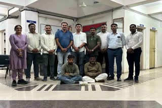 શહેરની ધમધમતી બજારની શેરીમાં લાખોના ડ્રગ સાથે બે ઝડપાયા