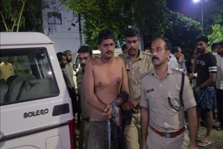 ROBBERY  KOZHIKODE POLICE  MAN ARRESTED FOR VEHICLE ROBBERY  വാഹനം മോഷ്‌ടിച്ച പ്രതി പിടിയിൽ