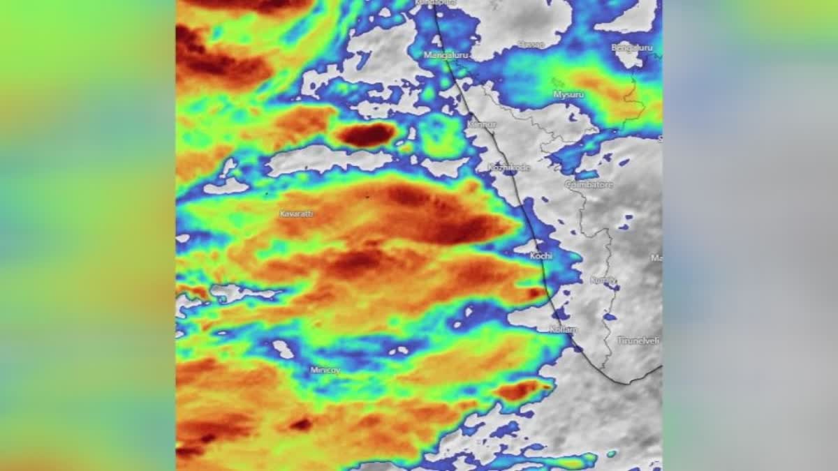 weather update kerala  rain updates  weather  kerala weather  rain  kerala rain  rain updates kerala  kerala climate  അതിതീവ്രമഴ മുന്നറിയിപ്പ്  മഴ മുന്നറിയിപ്പ്  മഴ  കാലാവസ്ഥ  കേരളം മഴ  കേരള മഴ മുന്നറിയിപ്പ്  റെഡ് അലർട്ട്  ഓറഞ്ച് അലർട്ട്  red alert  orange alert  റെഡ് അലർട്ട് ജില്ലകൾ  ഓറഞ്ച് അലർട്ട് ജില്ലകൾ  കാലാവസ്ഥ നിരീക്ഷണ കേന്ദ്രം