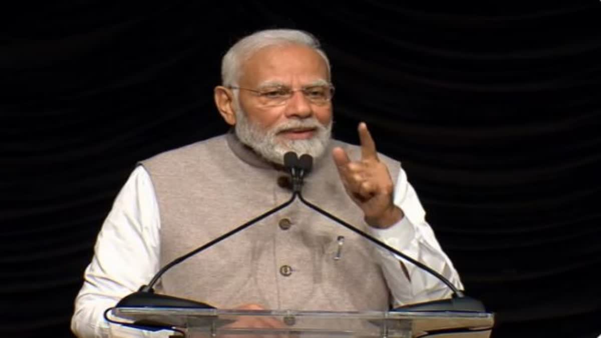 PM Modi in Prasanthi Nilayam of Sri Sathya Sai Baba