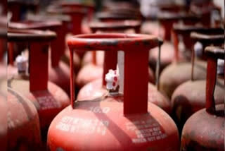 The price of commercial LPG gas cylinder has increased by ₹ 7, know the new price
