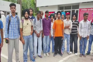 Mobile theft of students who came to take the exam in ITI of Samrala city of Ludhiana