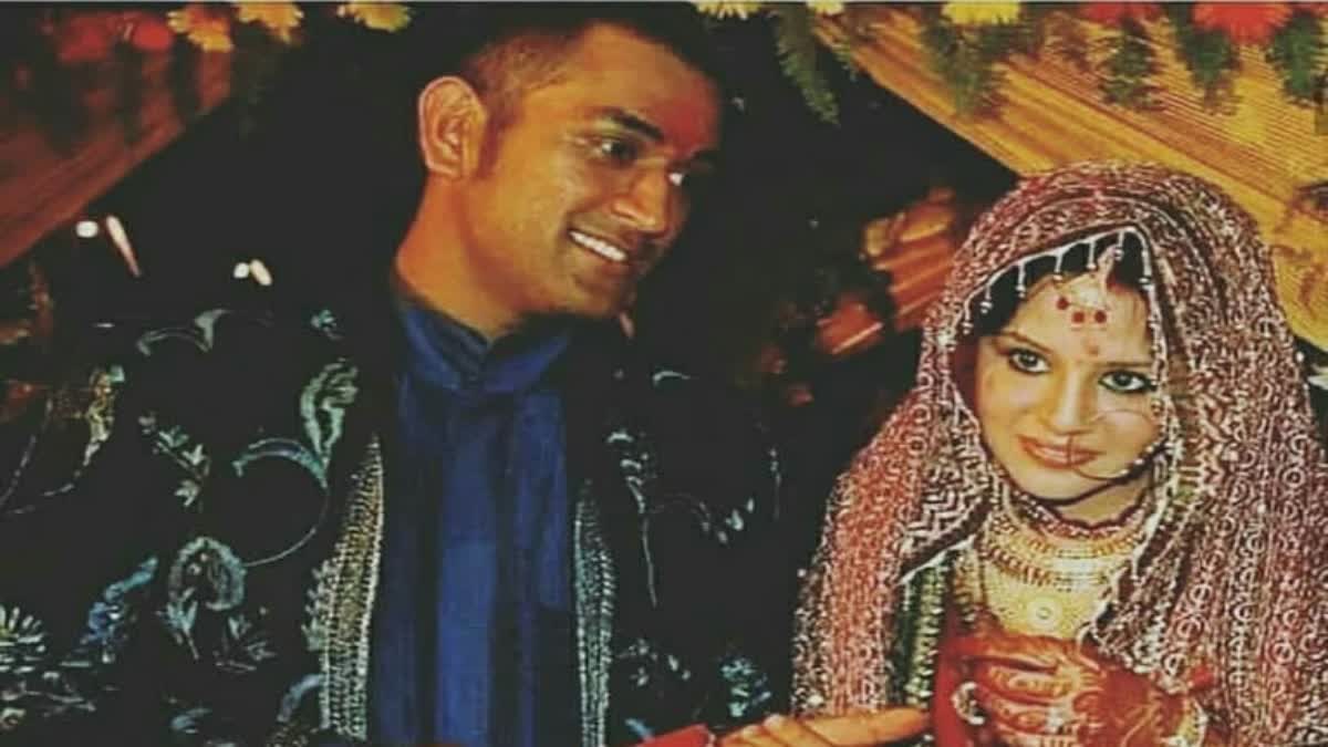 MS Dhoni Sakshi Wedding Anniversary