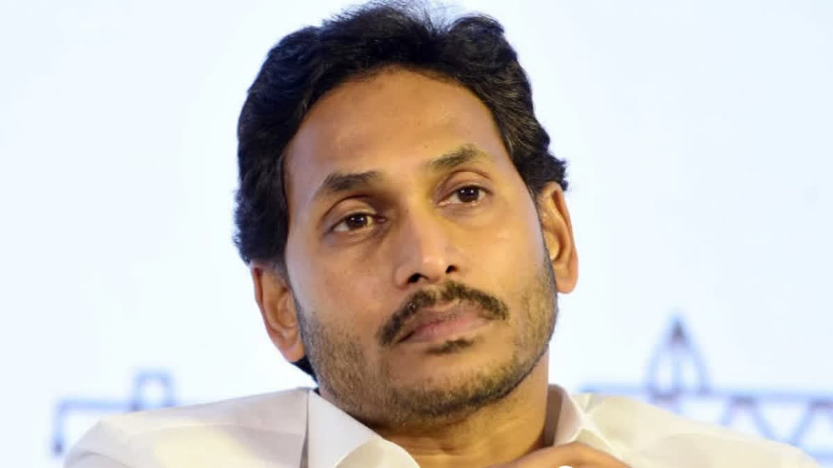 Jagan Mohan Reddy Meets Ex MLA Pinnelli Reddy in Nellore Jail