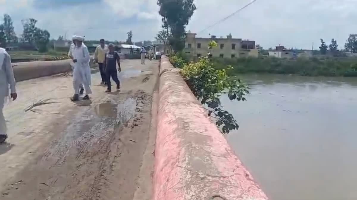 Inspection of Ganga Canal Bridge