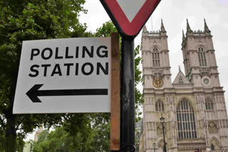 Voting continues for the formation of a new government in Britain, the fate of Rishi Sunak and Keir Starmer will be decided