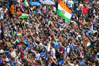 Team India received a grand welcome at Mumbai Airport