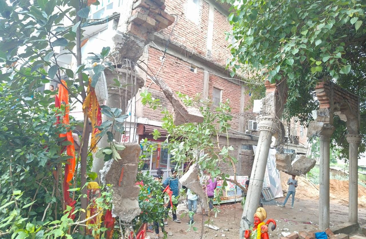 Muzaffarpur Temple wall collapsed