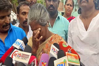 அஜித்குமாரின் தாய் மாலதி