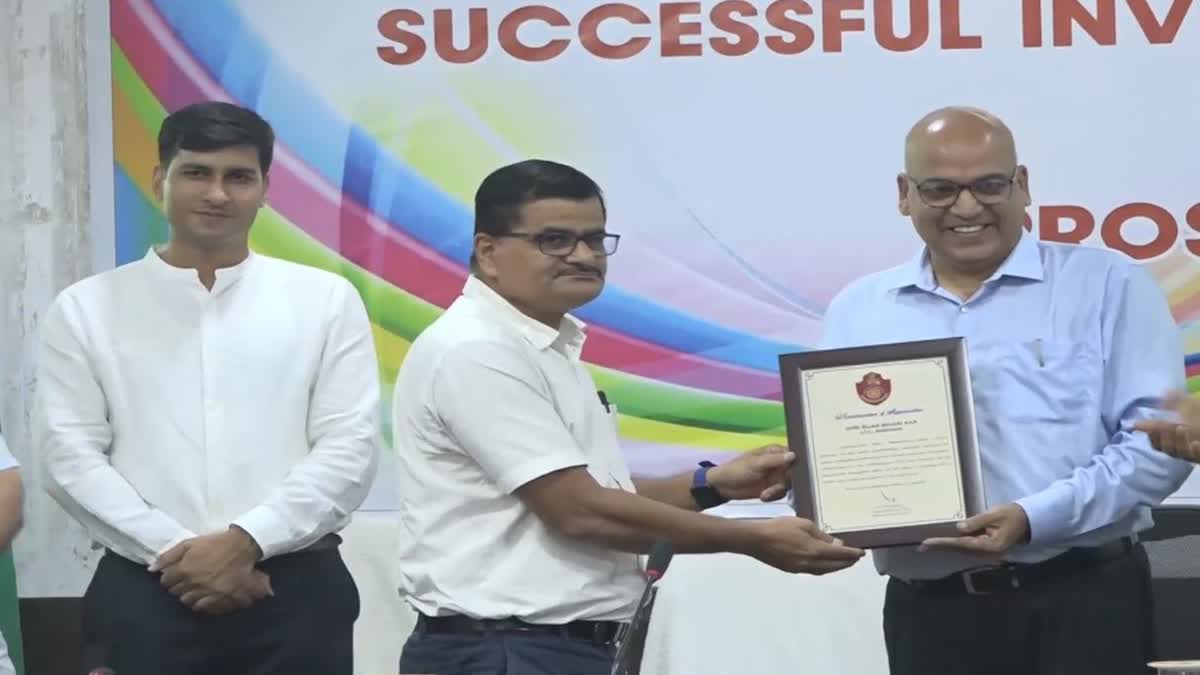 police commissioner felicitated  to successful investigating officers and advocates