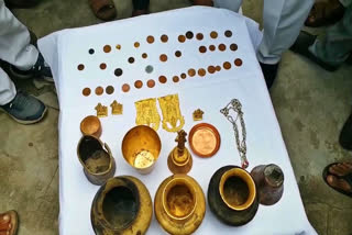 Antiquity Coins and Vessels in Mangalagiri