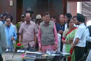 CM Pushkar Dhami Called to wildlife helpline