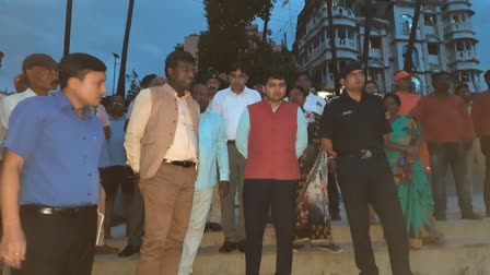 East Singhbhum DC Manjunath Bhajantri along with NDRF team inspected Bagbeda Kharkai River Baroda Ghat