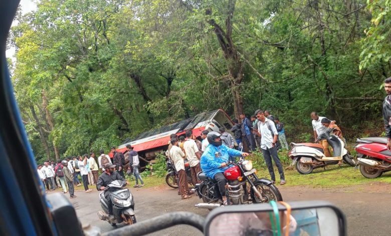 ಕೆಎಸ್​ಆರ್​ಟಿಸಿ ಬಸ್​ ಪಲ್ಟಿ