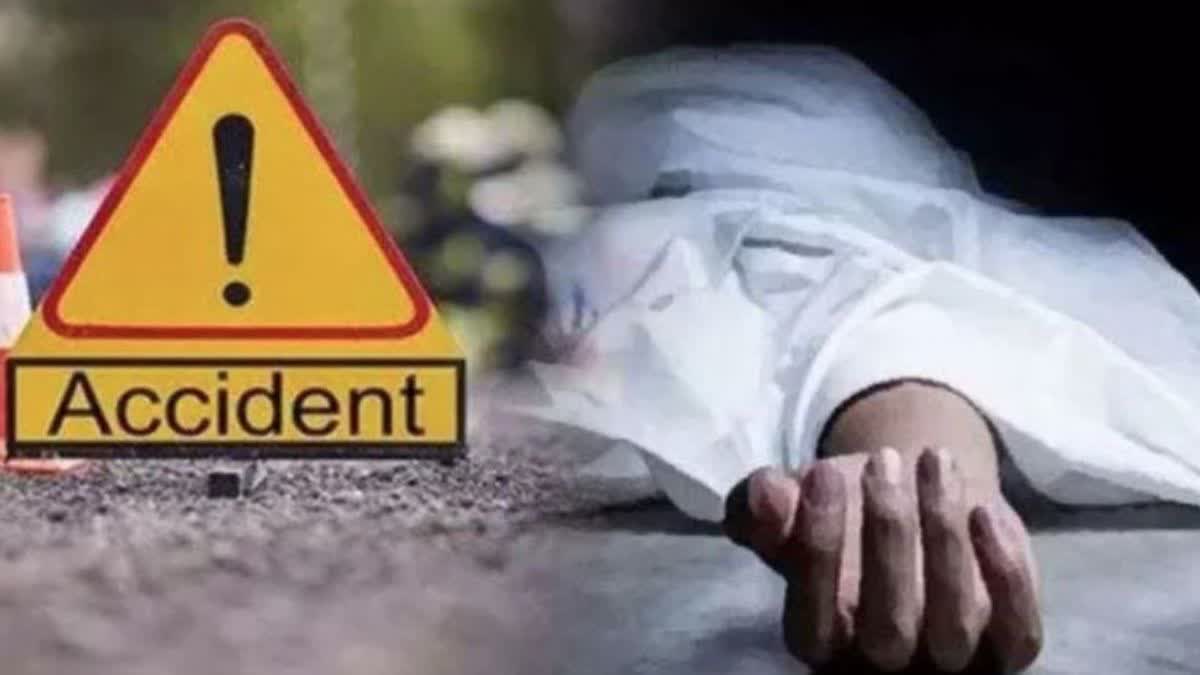 two youths died in a road accident in firozabad today news