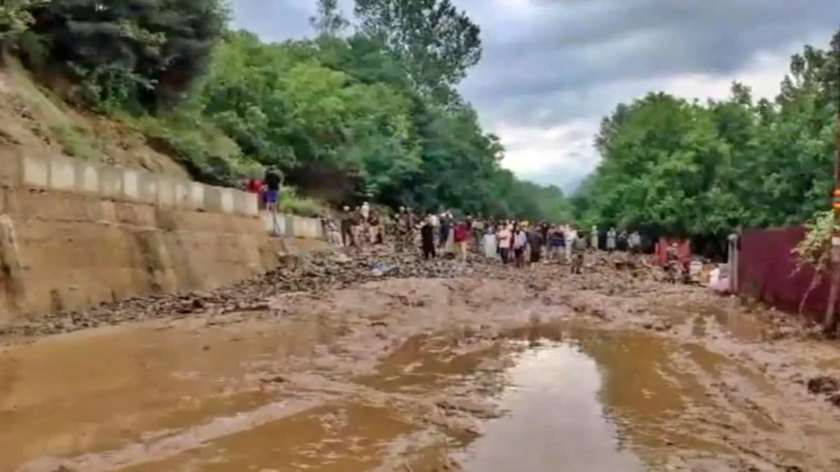 Cloudburst in J&K; Srinagar-Leh Highway Closed