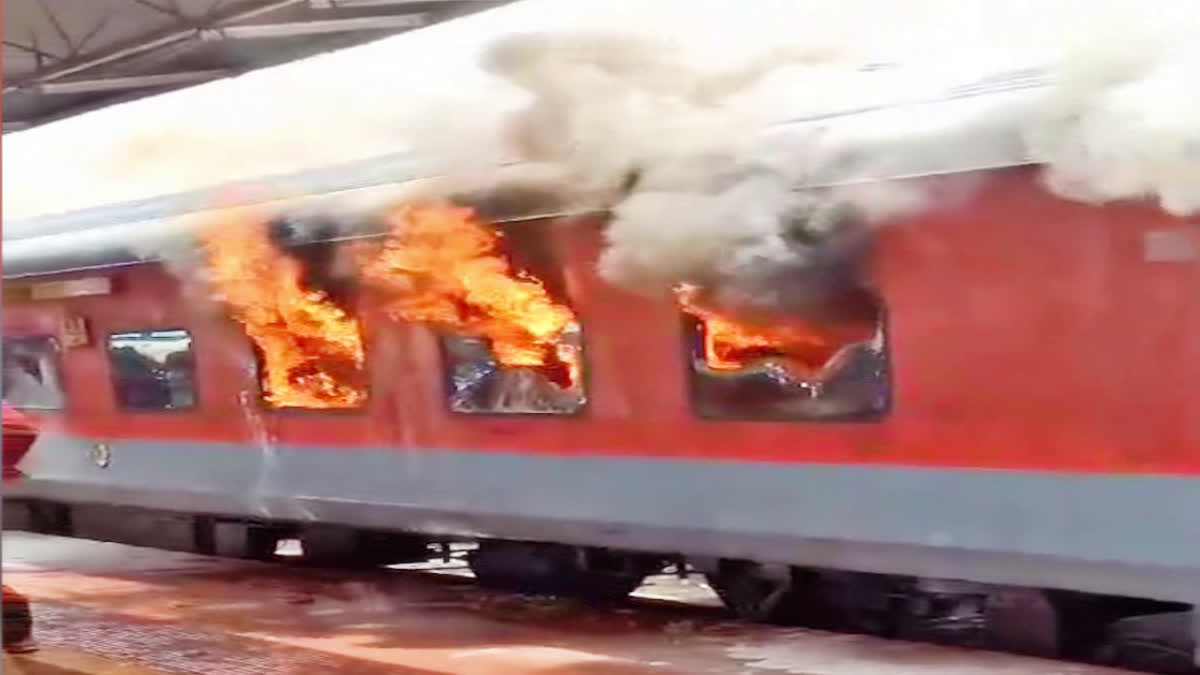 FIRE BROKE OUT  AC COACHES  KORBA VISAKHA EXPRESS PARKED TRAIN