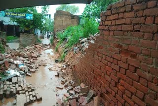 MADHYA PRADESH COLLAPSE  9 കുട്ടികള്‍ക്ക് ദാരുണാന്ത്യം  WALL COLLAPSE  VIRENDRA SINGH RAWAT