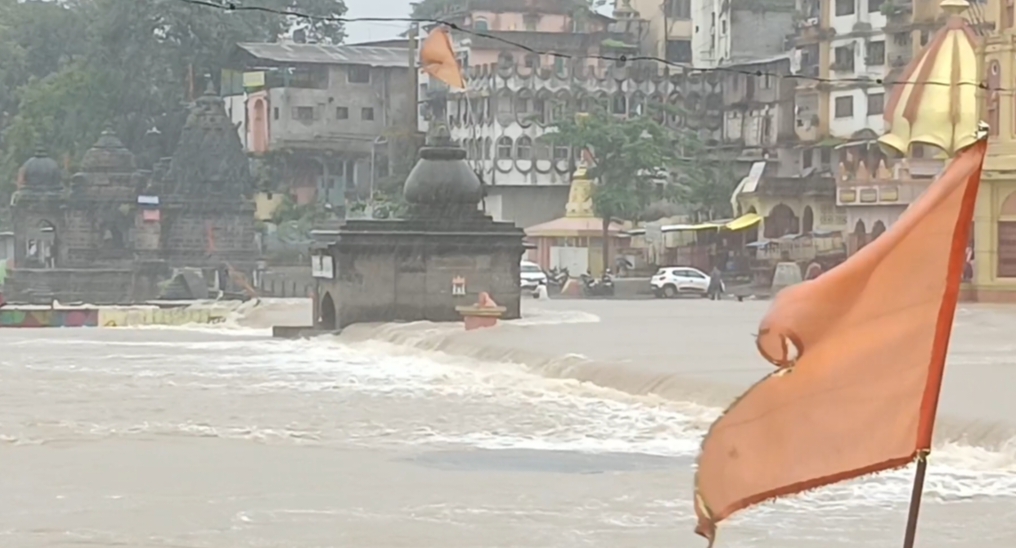 Heavy Rain In Nashik