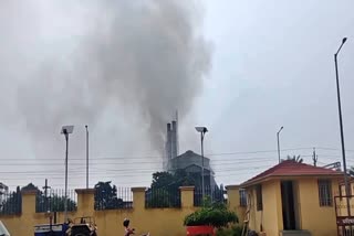 people-of-hospital-troubled-by-smoke-coming-out-of-factory-in-hasipahadi