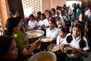 Mid Day Meal Program Facing Crisis  Mid Day Meal Program in Schools facing crisis  Mid Day Meal Program  Mid Day Meal Program Facing fund shortage  ഉച്ചഭക്ഷണ പദ്ധതി അവതാളത്തിൽ  സ്‌കൂളുകളിലെ ഉച്ചഭക്ഷണ പദ്ധതി  ഉച്ചഭക്ഷണ പദ്ധതി  Mid Day Meal Program in Schools  Public Finance Monitoring System  History behind the Mid Day Meal Program  what is Mid Day Meal Program  who started the Mid Day Meal Program