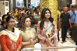 Shilpa Shetty Visit Shiridi Sai