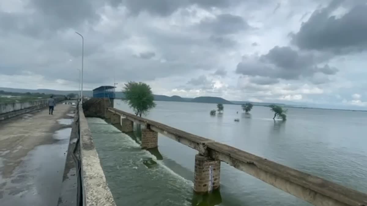 Gambhiri Dam is Overflowing