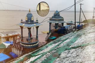 Godavari rising at Bhadrachalam