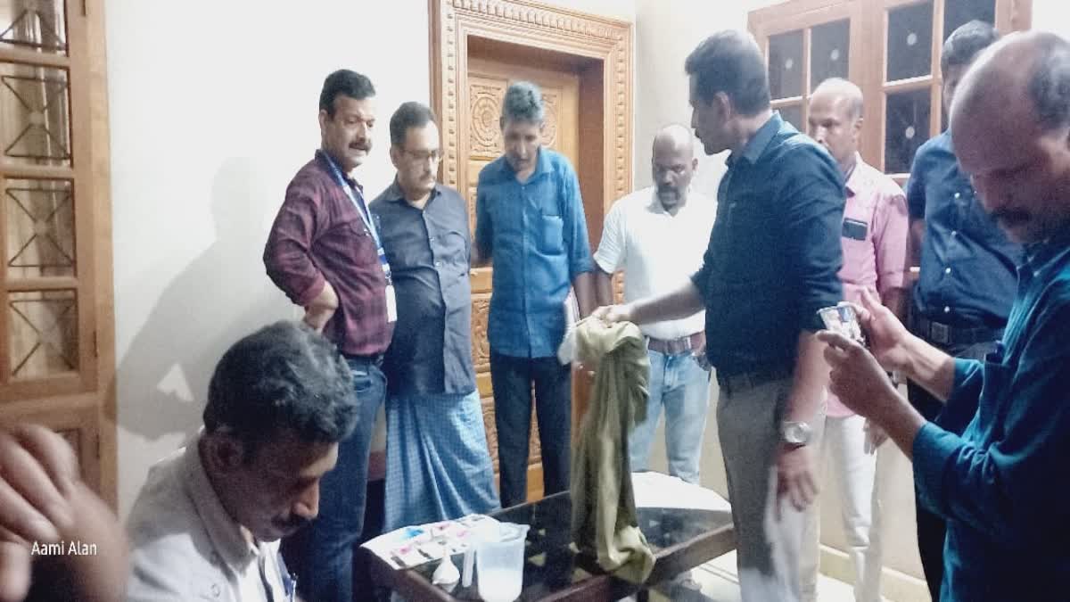 Government Doctor Arrested For Taking Bribe  Doctor Arrested For Bribe  Kasaragod government doctor arrested for bribe  vigilance arrested government doctor for bribe  bribe case doctor arrested in Kasaragod  കൈക്കൂലി കേസിൽ ഗവൺമെന്‍റ്‌ ഡോക്‌ടർ പിടിയിൽ  രോഗിയിൽ നിന്ന്‌ കൈക്കൂലി വാങ്ങിയ ഡോക്‌ടർ പിടിയിൽ  കാസർഗോഡ്‌ കൈക്കൂലി കേസിൽ ഡോക്‌ടർ പിടിയിൽ  അനസ്തേഷ്യ വിഭാഗം ഡോക്‌ടർ കൈക്കൂലി കേസിൽ പിടിയിൽ  സർക്കാർ ആശുപത്രി ഡോക്‌ടർ വിജിലൻസ് പിടിയിൽ