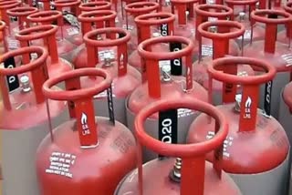 Govt hikes LPG subsidy for Ujjwala beneficiaries to Rs 300 per cylinder