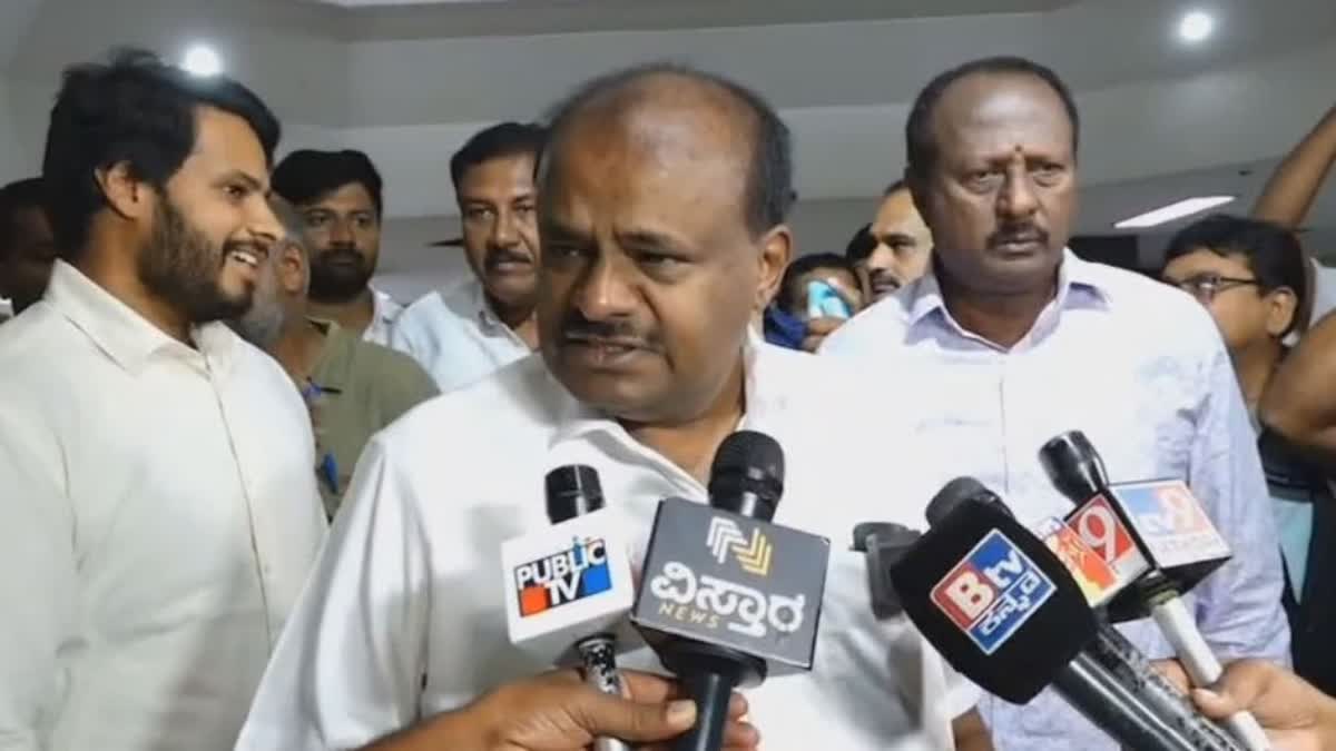 HD Kumaraswamy