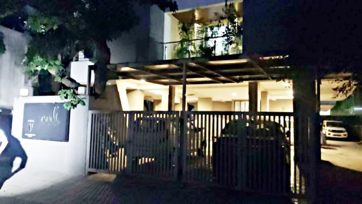 The body of former cricketer Salil Ankola's mother was found in this flat in Pune