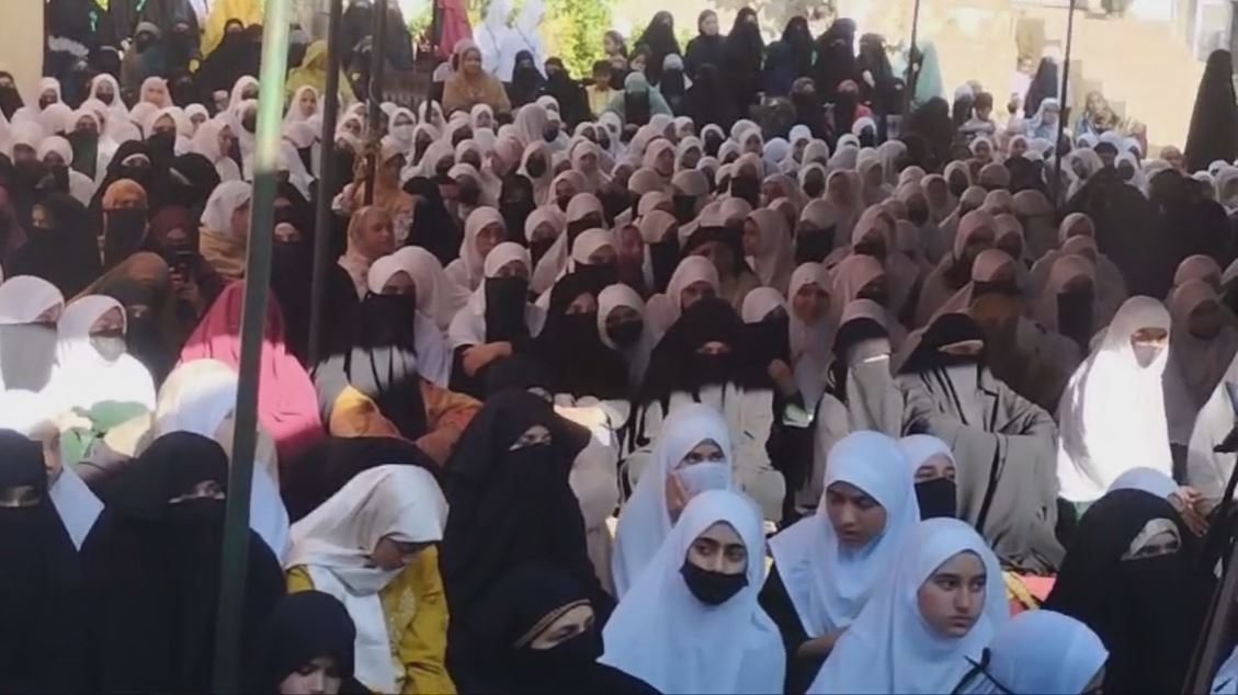 Conducting the annual conference of the girls' department of Darul Uloom Noorul Islam tral