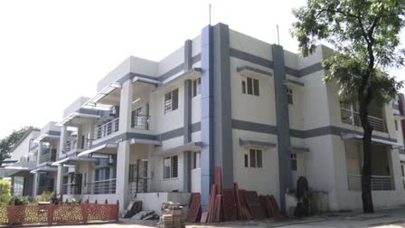 BHOPAL LUXURY OLD AGE HOM