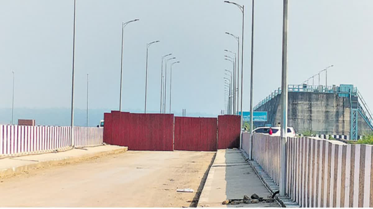 Barricades on Medigadda Barrage