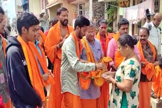 ritual-begging-for-datta-mala-abhiyan-by-sriramsena-activists