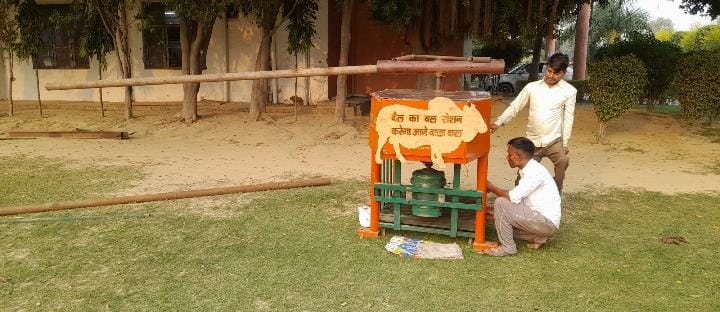 प्रोजेक्ट पर डेढ़ लाख का खर्च आया है.